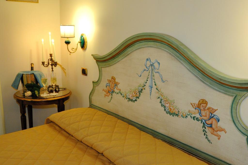 Residenza Del Duca Amalfi Habitación foto