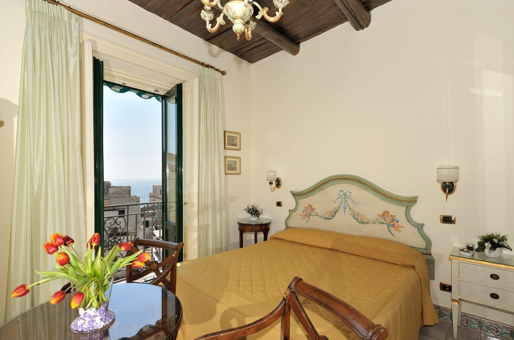 Residenza Del Duca Amalfi Habitación foto