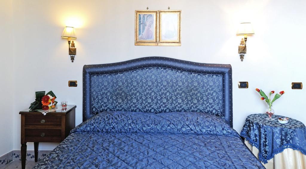 Residenza Del Duca Amalfi Habitación foto
