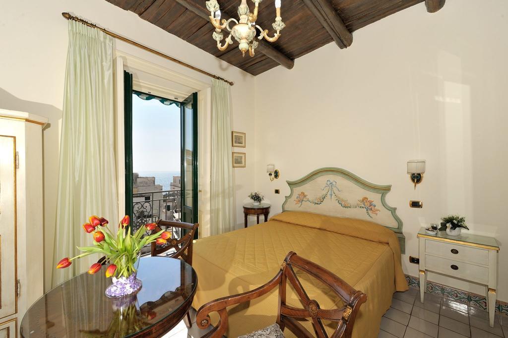 Residenza Del Duca Amalfi Habitación foto