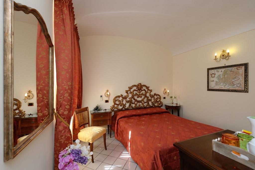 Residenza Del Duca Amalfi Habitación foto