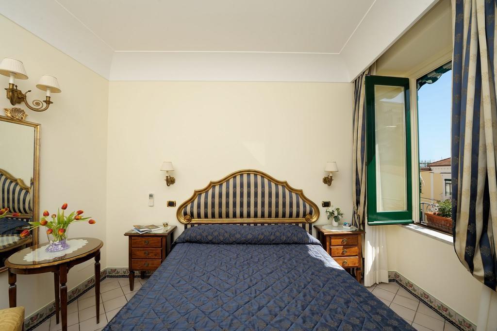 Residenza Del Duca Amalfi Habitación foto