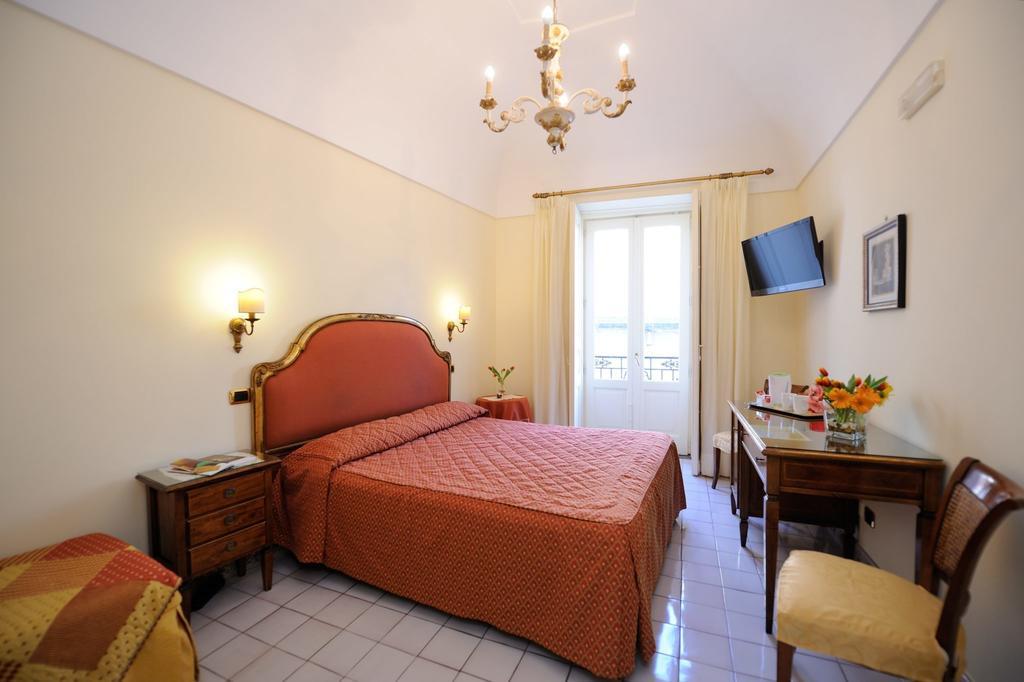 Residenza Del Duca Amalfi Habitación foto